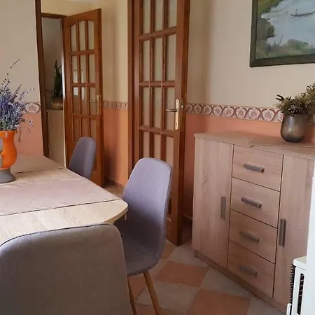 Jooremenyseg Vendeghaz Apartment *