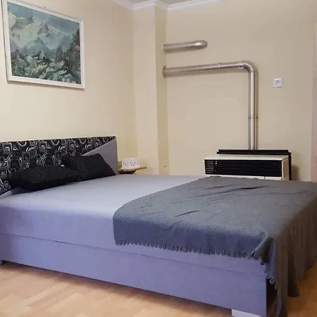 Apartment Jooremenyseg Vendeghaz *