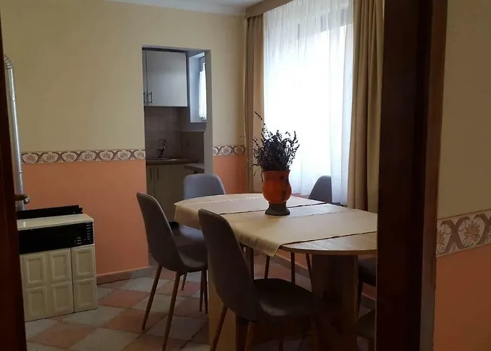 Jooremenyseg Vendeghaz