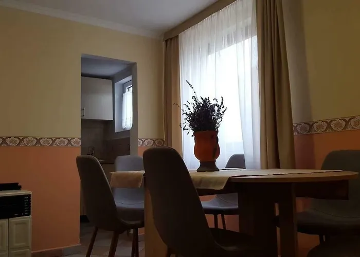 Jooremenyseg Vendeghaz
