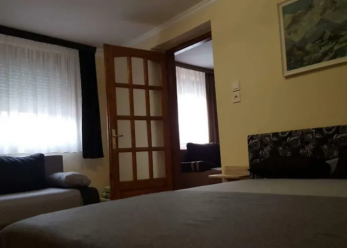Jooremenyseg Vendeghaz Appartement